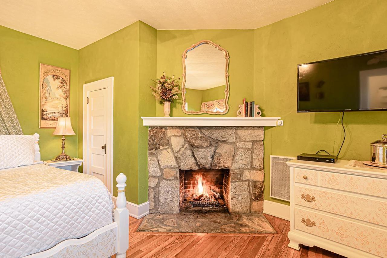 Echo Mountain Inn Hendersonville Buitenkant foto