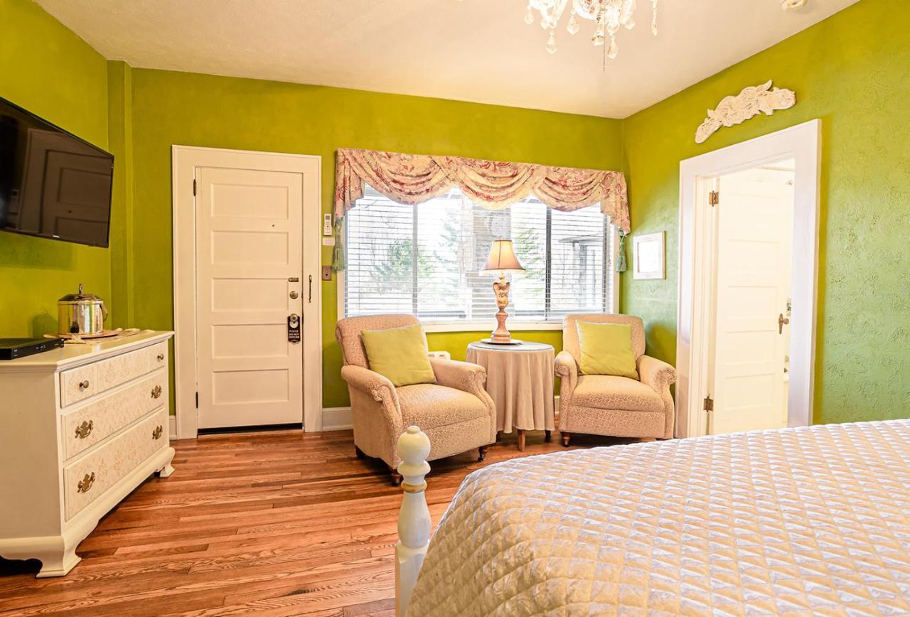 Echo Mountain Inn Hendersonville Buitenkant foto