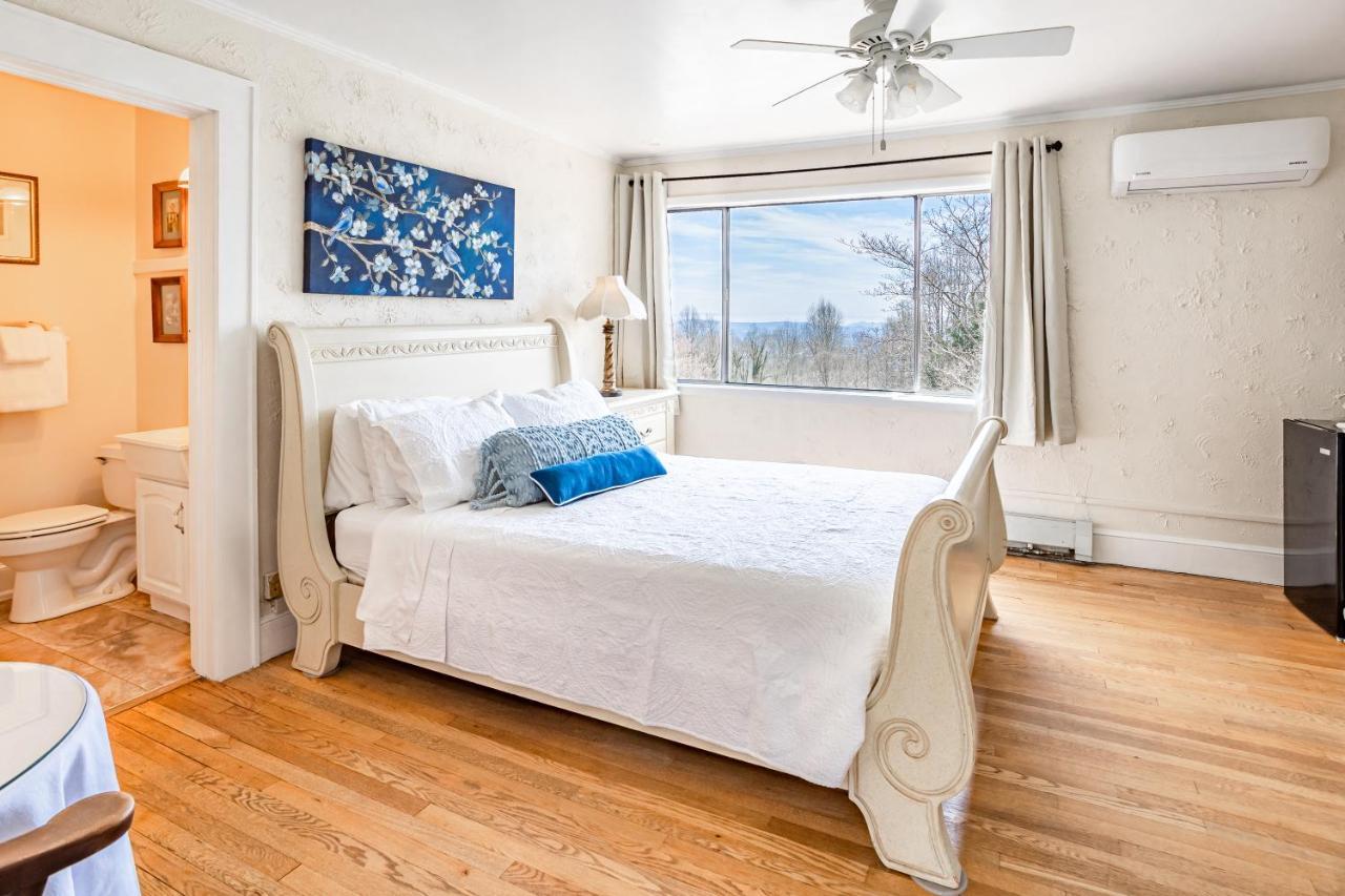 Echo Mountain Inn Hendersonville Buitenkant foto
