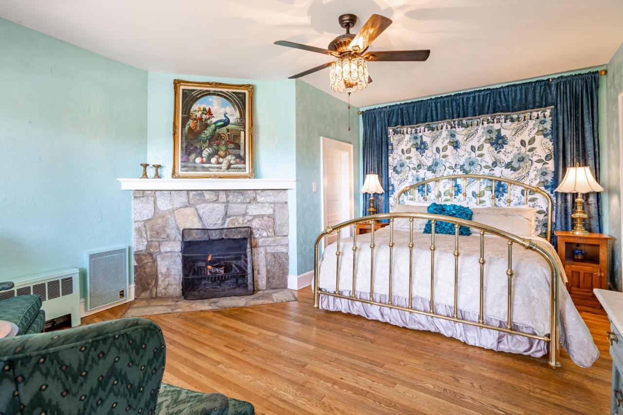 Echo Mountain Inn Hendersonville Buitenkant foto